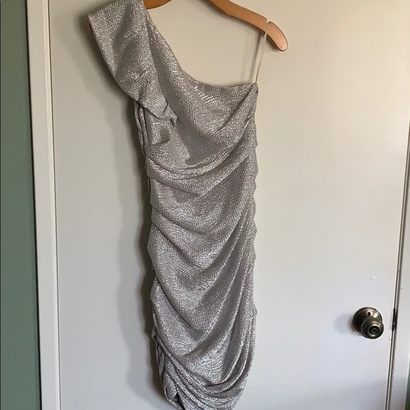 Express Silver one shoulder dress Size 6 - Picture 6 of 7